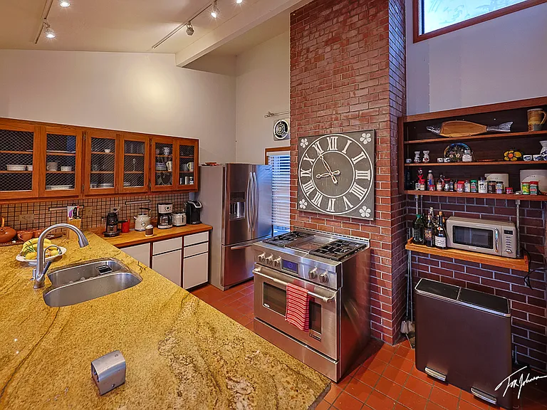 842 Shoshone Dr — Photo 4