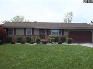 1938 Woodgate St, Youngstown, OH 44515