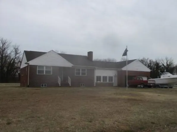 412 Millstone Landing Rd, Water View, VA 23180