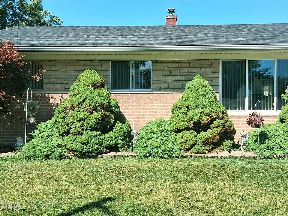 1st image of 23231 Glenbrook St