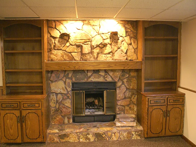 11220 Curtis Ave — Photo 32