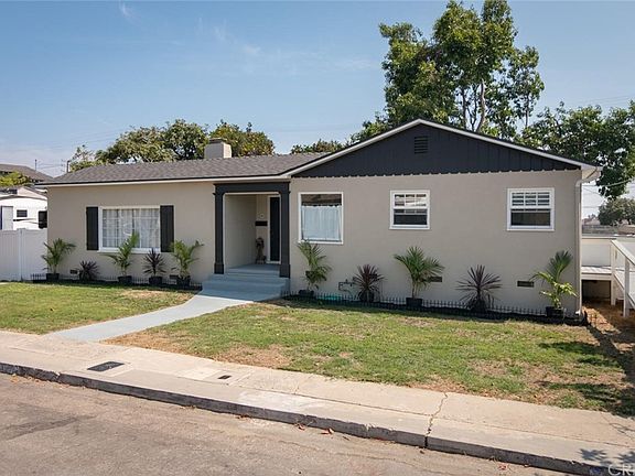 4th image of 3696 Sheldon Dr