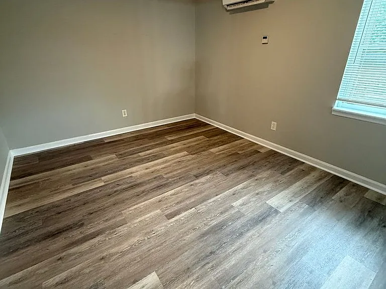 2066 Fairmont Ct — Photo 3