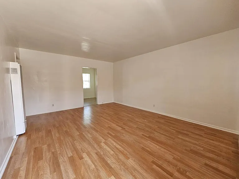 1067 Aileron Ave #C — Photo 4