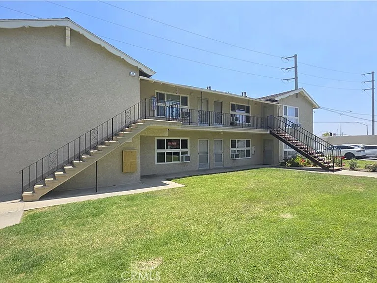 2334 E Santa Fe Ave #2 — Photo 2