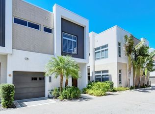 210 Cosmopolitan Ct #210, Sarasota, FL 34236