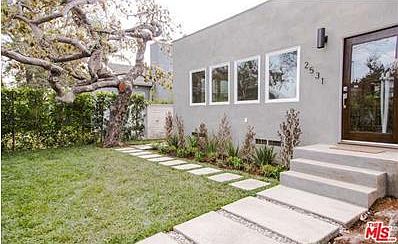 4th image of 2531 Westwood Blvd
