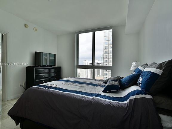 3rd image of 300 Biscayne Blvd #3103