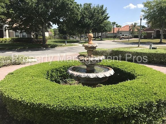 3rd image of 7536 Saint Stephens Ct