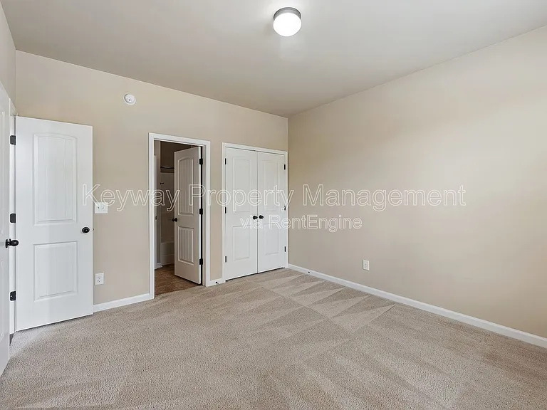 6017 Reynolds Cir — Photo 7