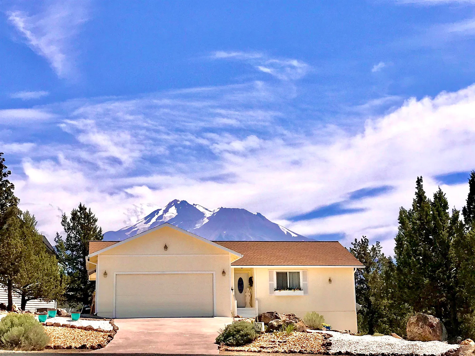 5740 Harbor View Dr photo 1