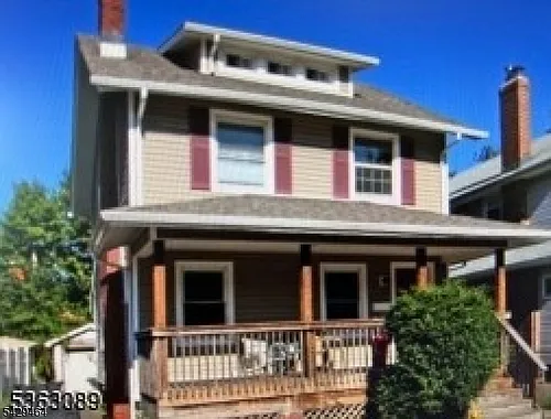 271 N Maple Ave Photo 1