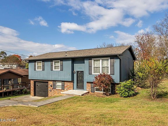 3rd image of 4305 W Scarlett Ln