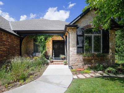 617 N Bracken Ct, Wichita, KS, 67206