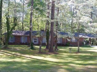 1010 Arrowhead Dr, Snow Hill, NC 28580