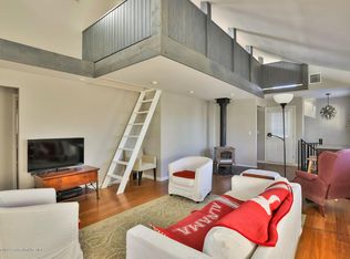 82 S Ward Ave, Rumson, NJ 07760