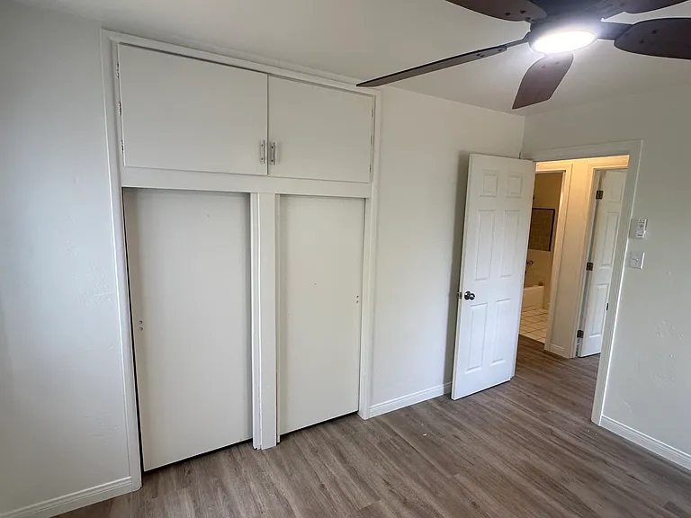 8704 Lind Vern Ct #8704 — Photo 29