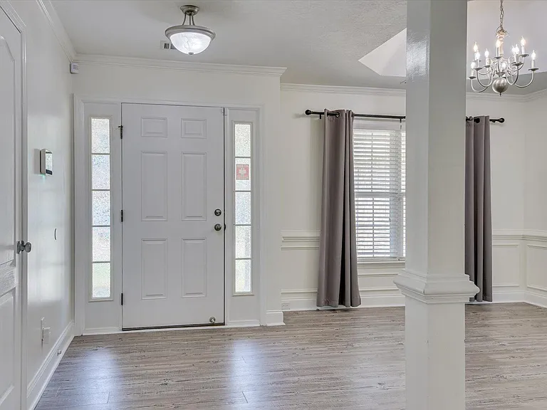 610 Butler Springs Cir — Photo 6
