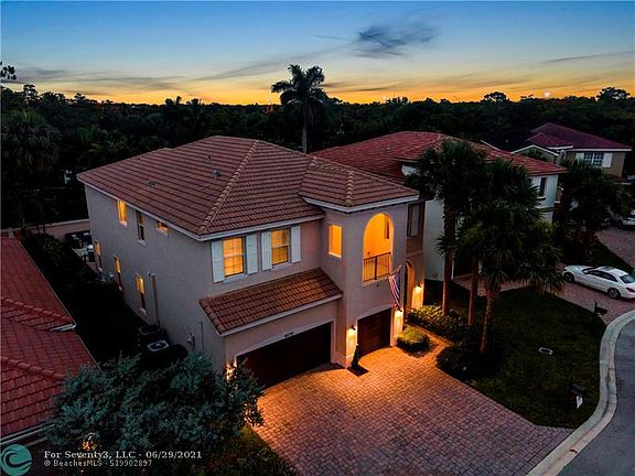 3rd image of 4570 San Mellina Dr