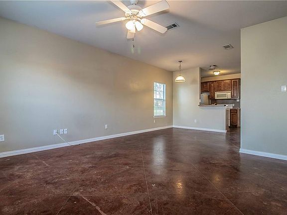 3rd image of 2809 Wayside Ave