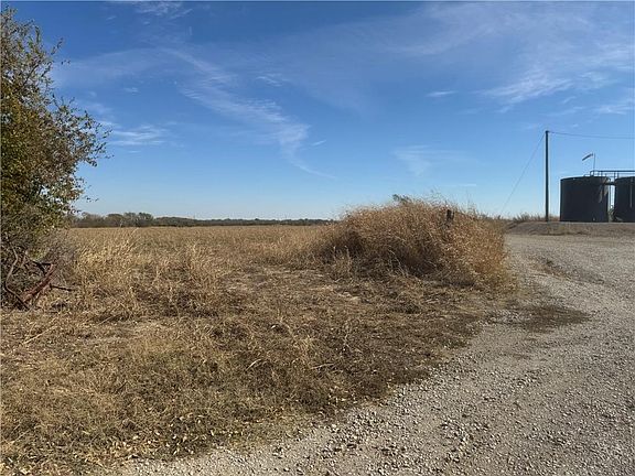 5th image of 1892 County Road 2900