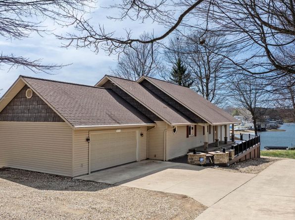 4045 Apple Valley Dr, Howard, OH 43028