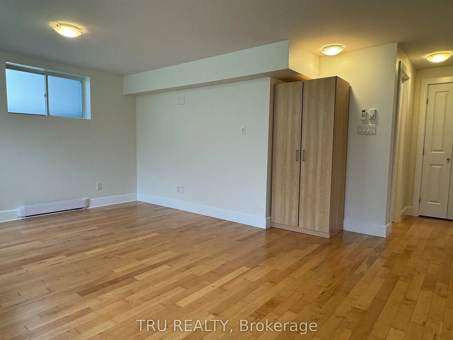 Studio, $1,300 — Photo 4