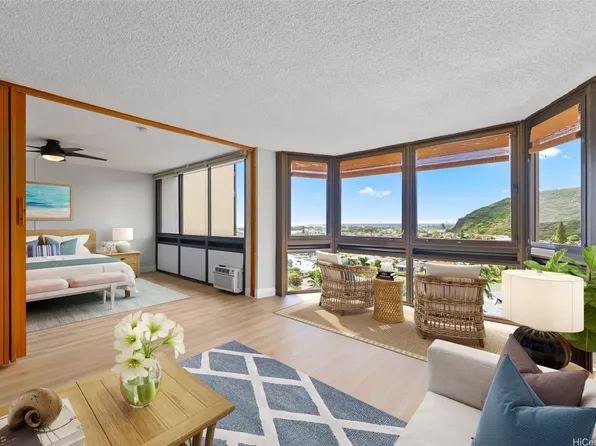501 Hahaione St #1/10J, Honolulu, HI 96825
