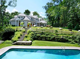 521 Rock Rimmon Rd, Stamford, CT 06903