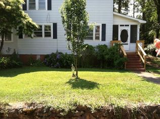 141 Maple St, Badin, NC 28009