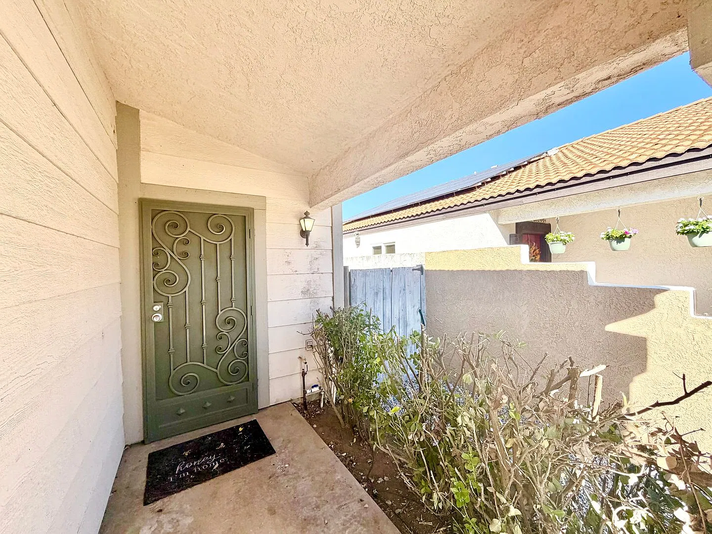 3 Bedroom Single Story Home w/ Spacious Backyard in Prime Location! — Photo 4