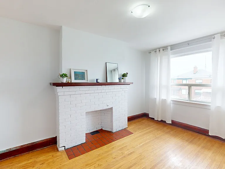 275 Oakwood Ave — Photo 11