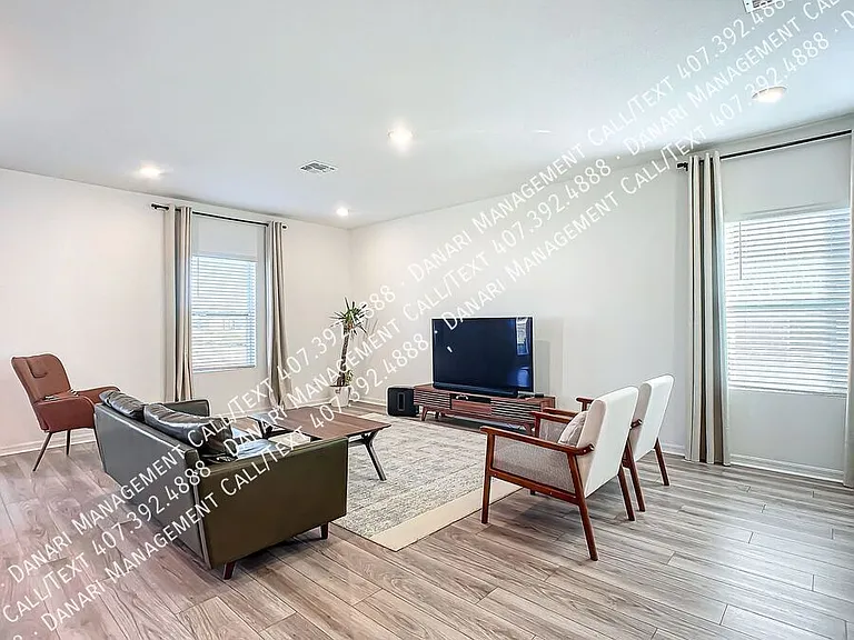 1317 Sterling Pointe Dr — Photo 8