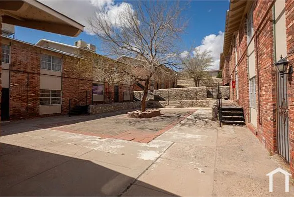 3313 Johnson Ave #8 — Photo 2