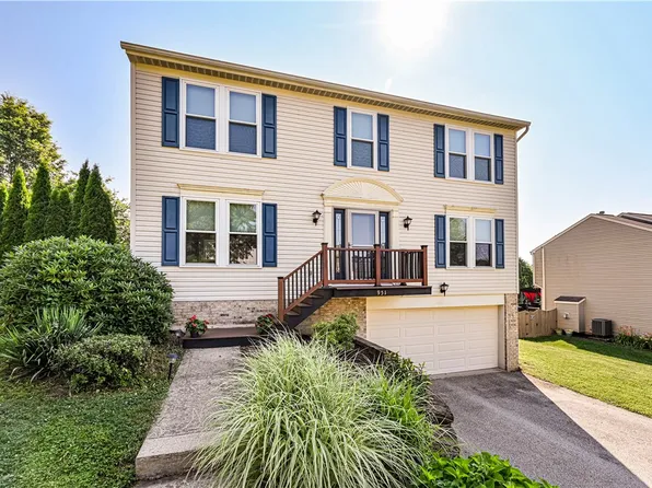 951 Castlegate Cir, Greensburg, PA 15601