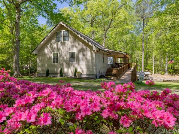 111 Oak Ridge Ct, Littleton, NC 27850