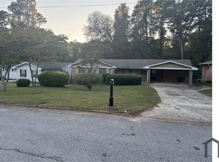 1237 Renee Dr, Decatur, GA 30035