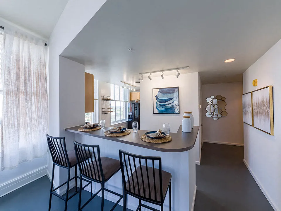 11 East Forsyth Apartments