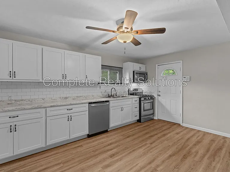 201 Sadonia Ave — Photo 13
