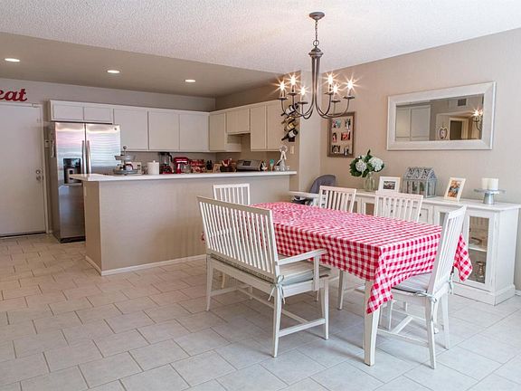 5th image of 5384 Rainwood St Unit 94