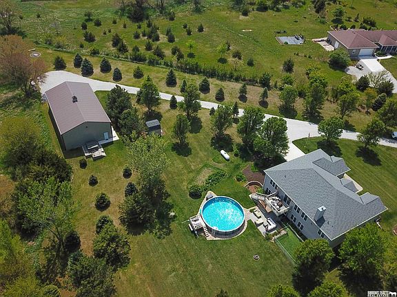 5th image of 23060 Kalvin Ct
