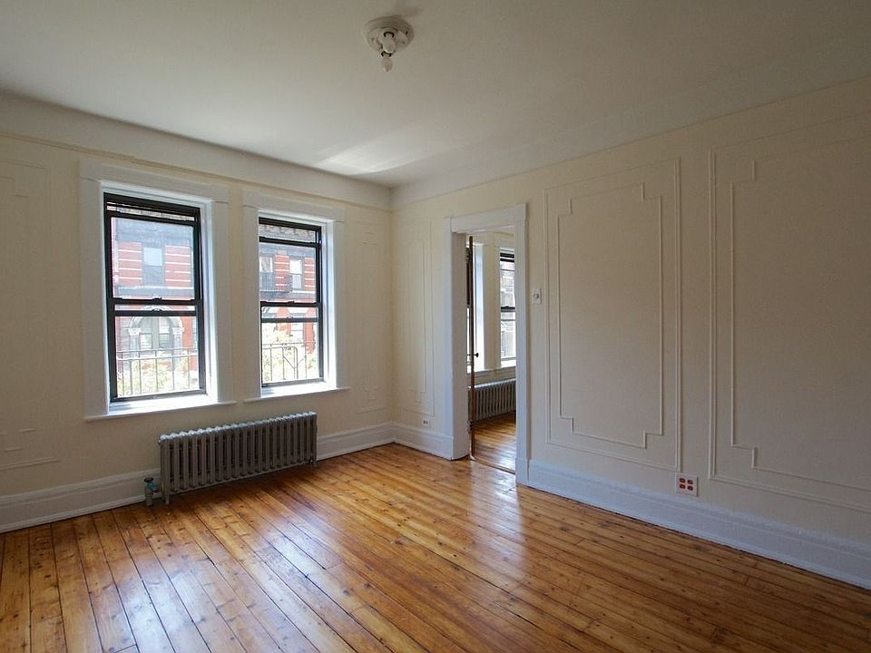 1st image of 321 E 9th St APT 9