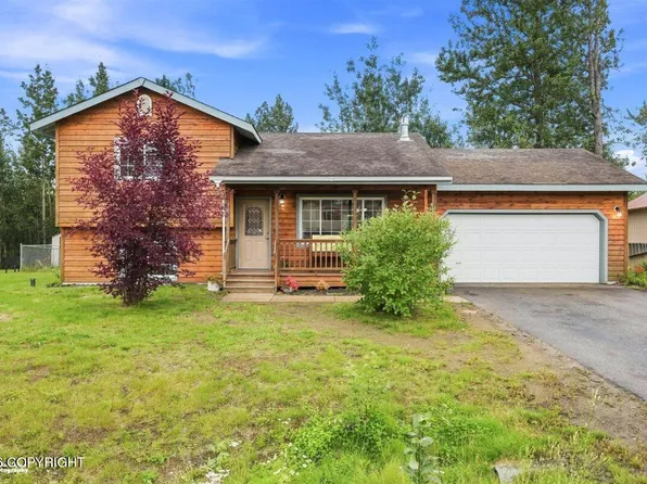 393 S Vickie Cir, Palmer, AK 99645