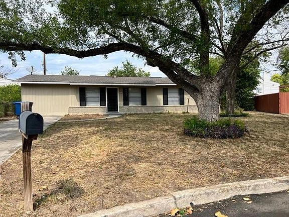 2nd image of 2627 Northland Dr