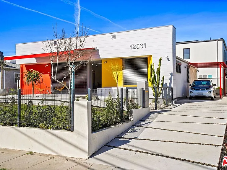 12527 Wagner St — Photo 3