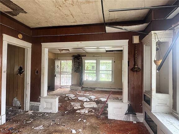 3rd image of 11321 Mount Overlook Ave