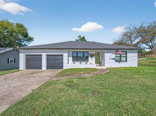 302 W Stone St, Brenham, TX 77833