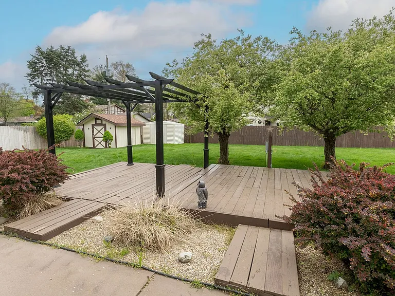12144 Pennyroyal Ln — Photo 35