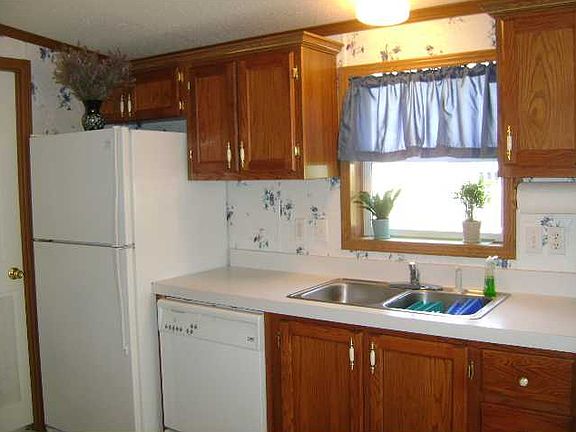 5th image of 716 Barbara Dr