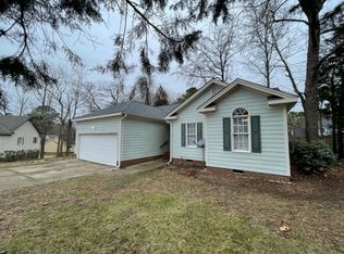 1017 Bren Arbor Ct, Fuquay Varina, NC 27526